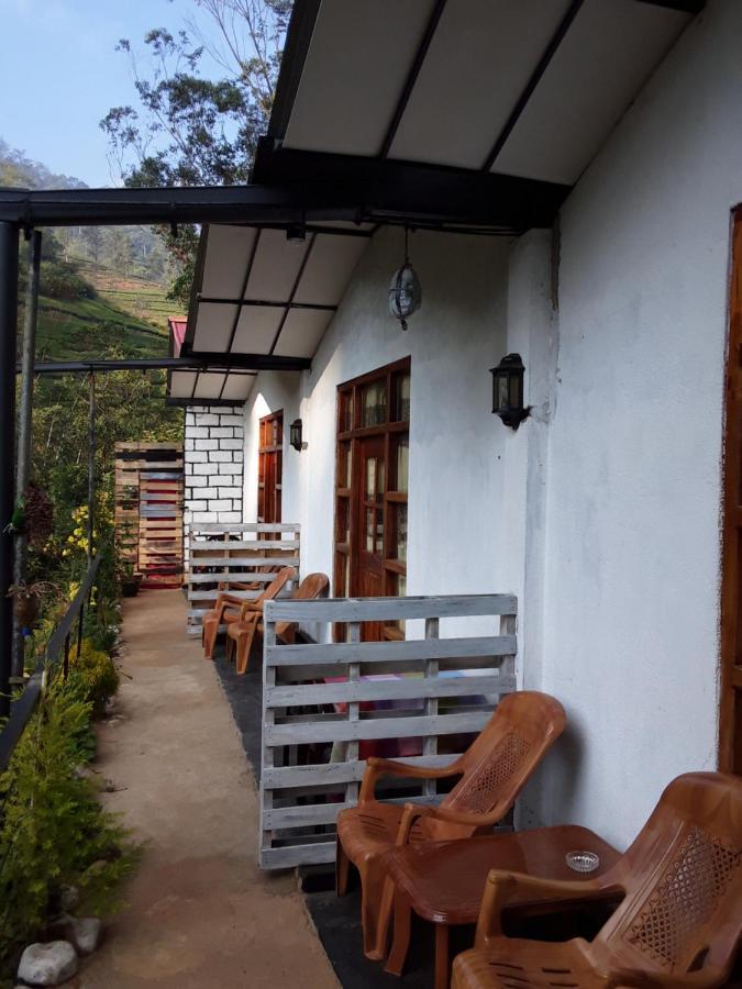 Lily Adam'S Peak Bed & Breakfast Nallathanniya Exterior photo